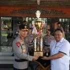Wujud Apresiasi dan Motivasi, Kapolda Bali Berikan Penghargaan kepada Satker dan Personel Berprestasi