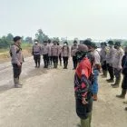 Wakapolres Pelalawam pimpin 140 Personil Gabungan Padamkan Karhutla di Desa Rantau Baru Pkl. Kerinci