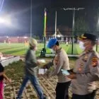 Polres Pelalawan Bagikan 1.000 Masker Untuk Warga Terdampak Asap Karhutla di Pangkalan Kerinci